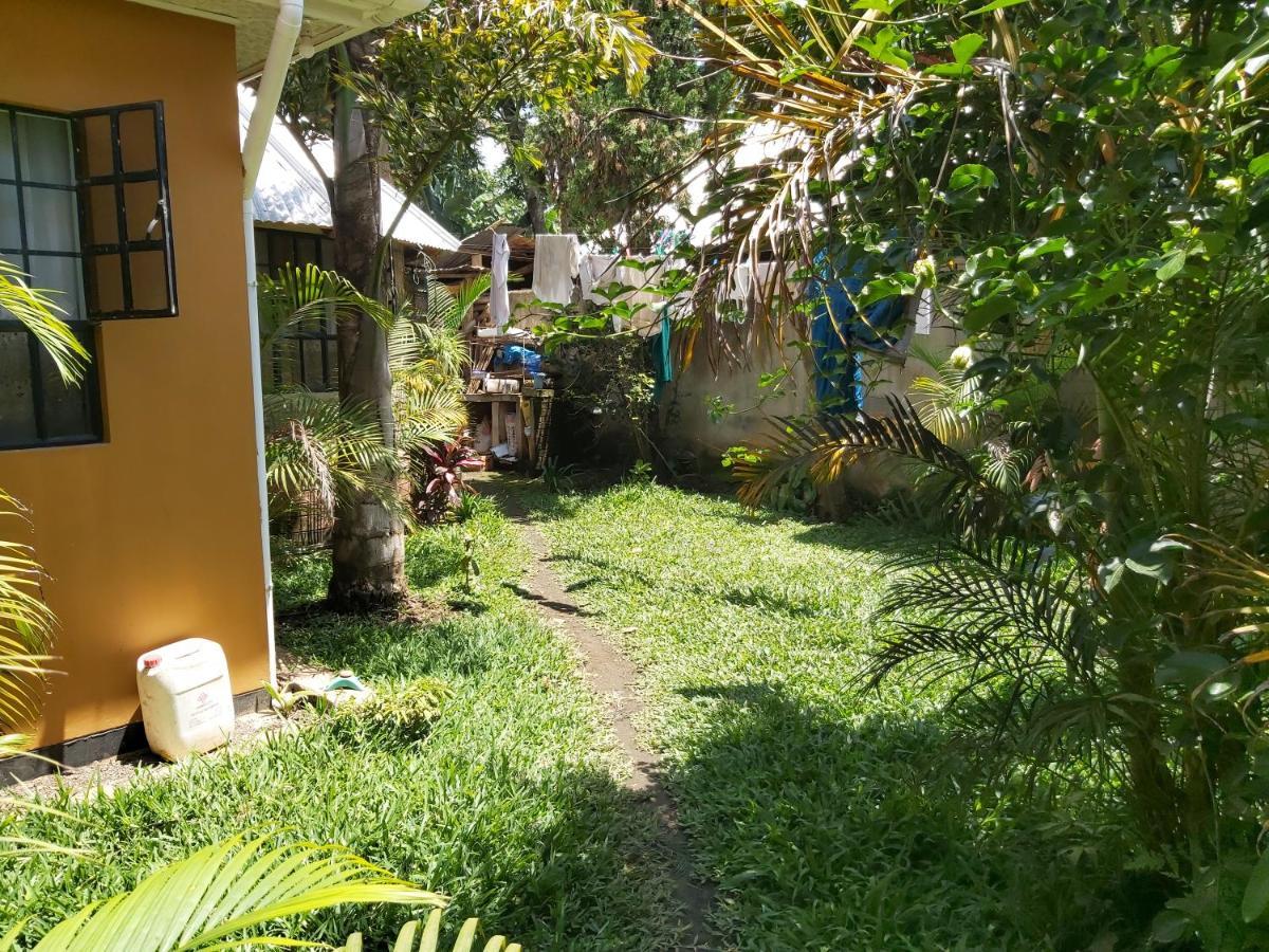 Mama Aziz Homestay Arusha Ngoại thất bức ảnh